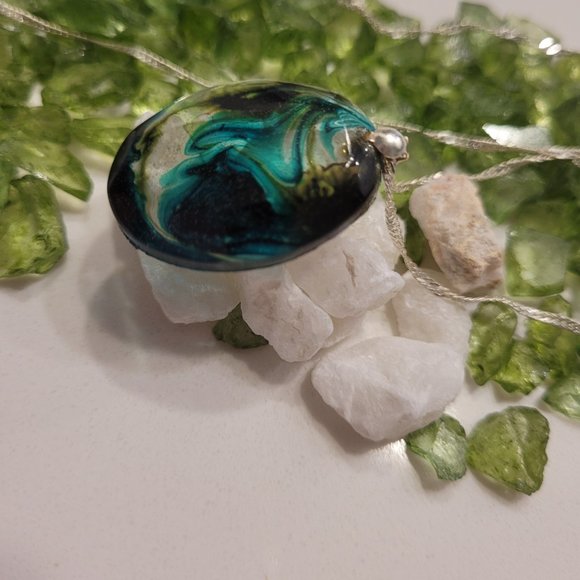 Handmade Necklace with silver plated twist chain - Picture 4 of 12